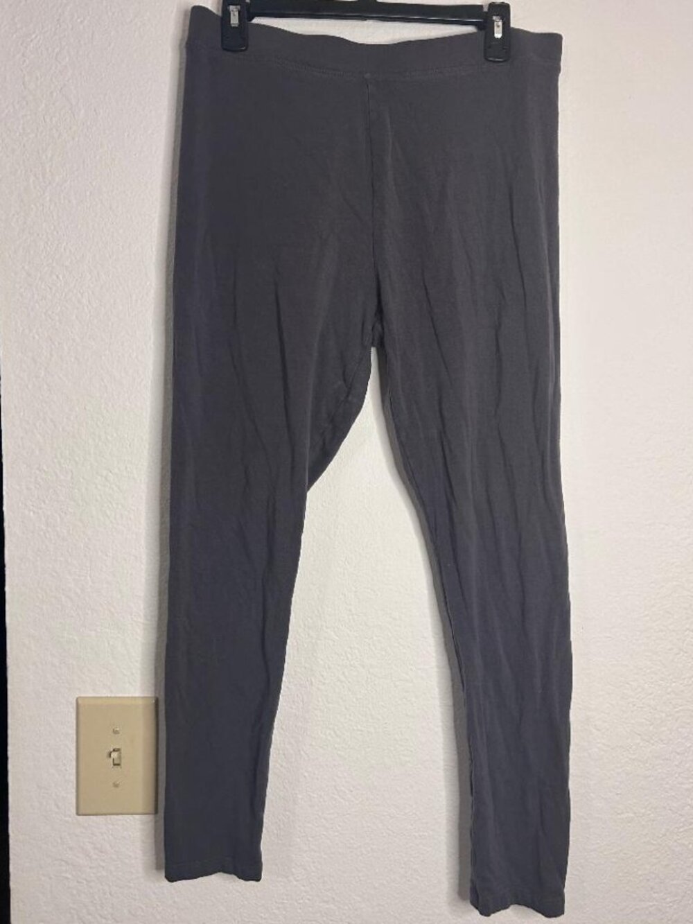 Dark Gray Stretchy Leggings Size Large Brand Just Be